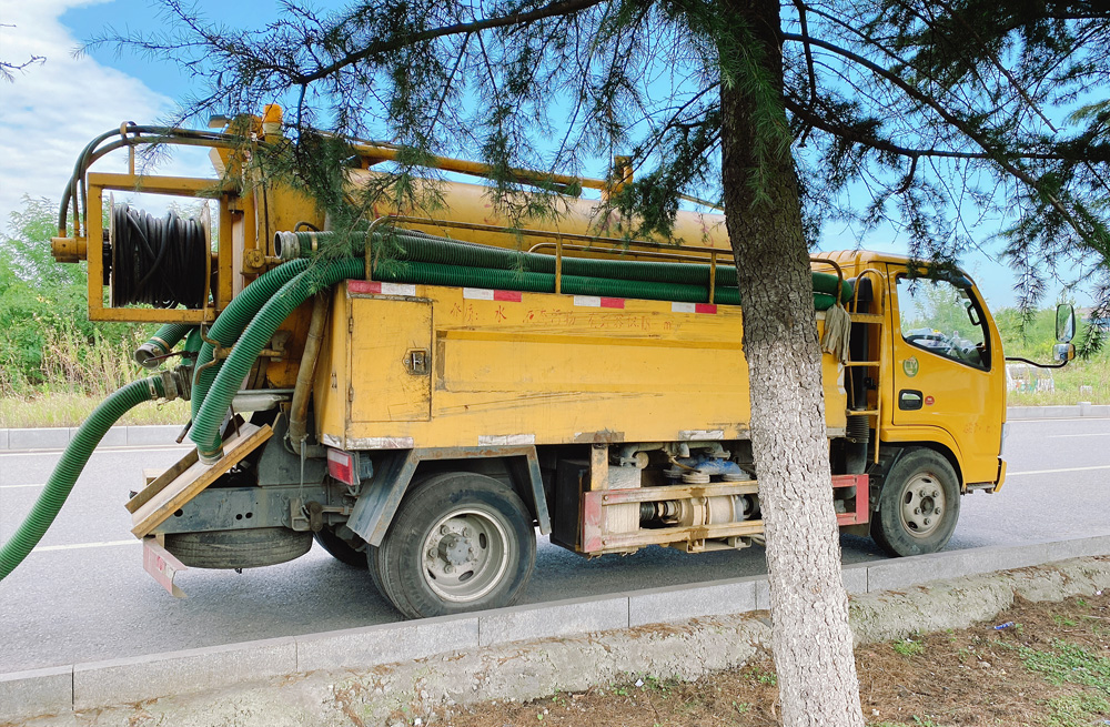 283古柏清洗抽粪车